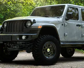 Black SUV with custom wheel