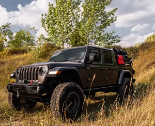 4x4 with off-road tires